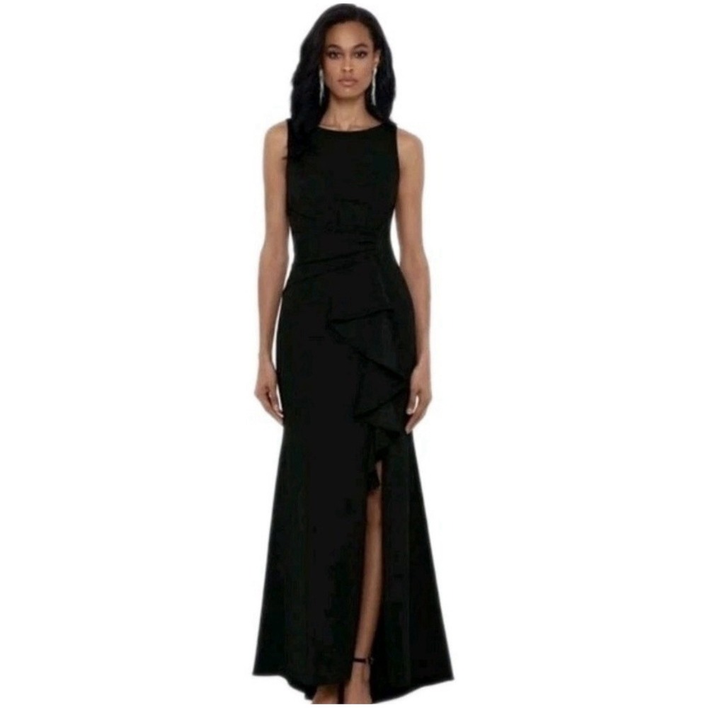 Betsy & Adam Christine Scuba Crepe Ruffled Bow Gown Size 4 In Black